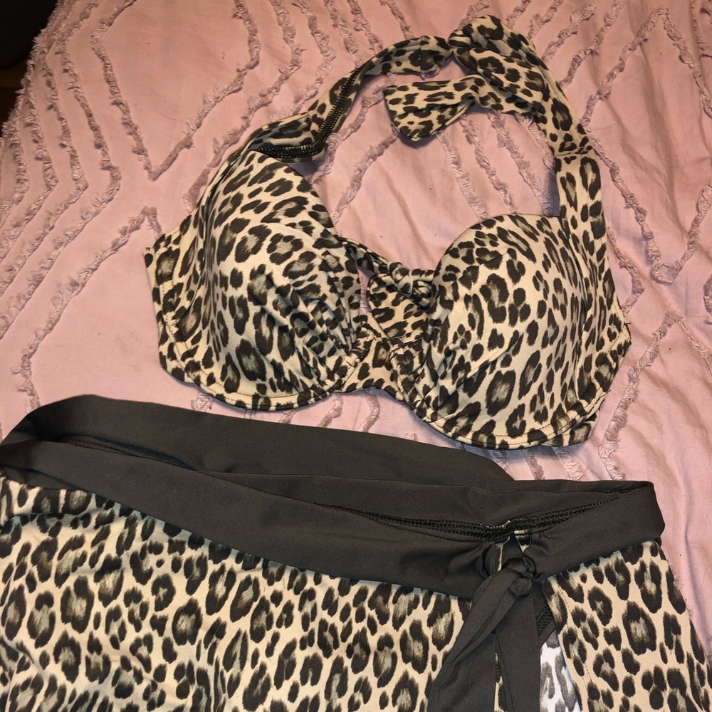 Tommy Bahama 2 piece bikini